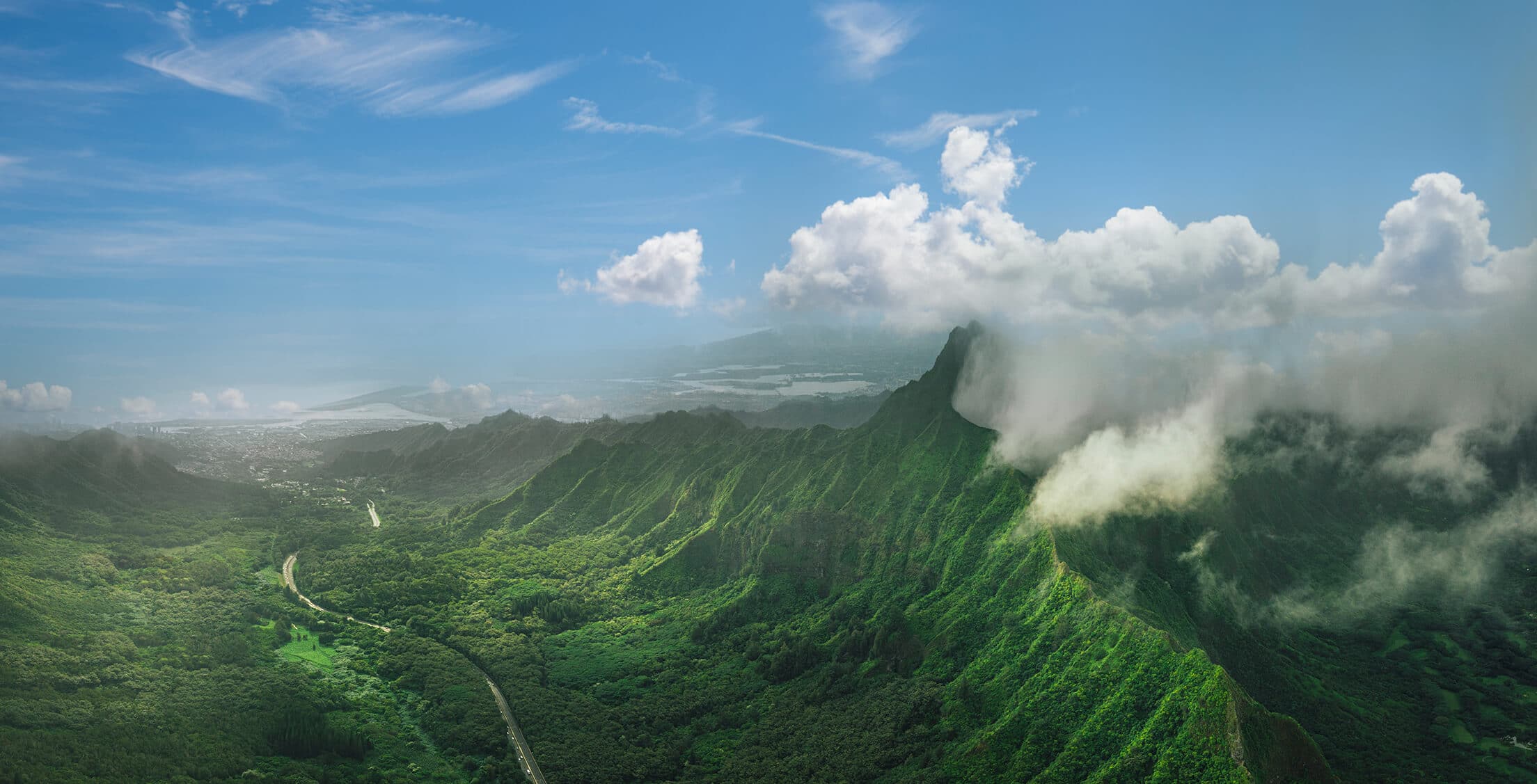 KO‘OLAU MOUNTAIN RANGE